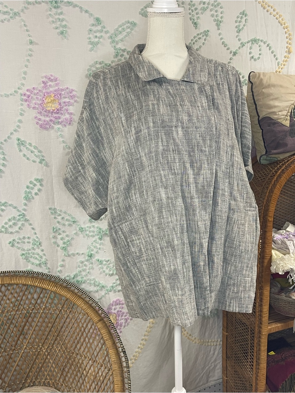 Eileen Fisher Gray and Cream Textured Short-Sleeve Top